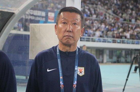 天天色一个